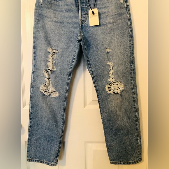 Levi’s 501 Original Cropped (26x28) - Picture 4 of 9